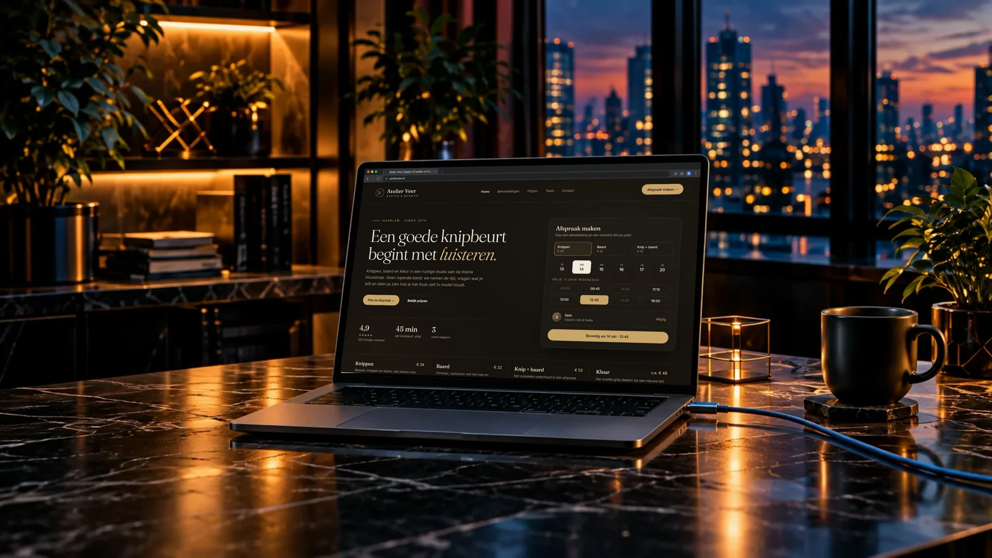 Een kapperswebsite met online afspraken maken op een laptop